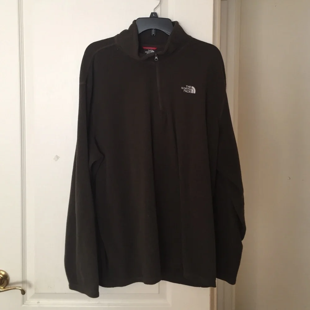 brown north‎ face fleece